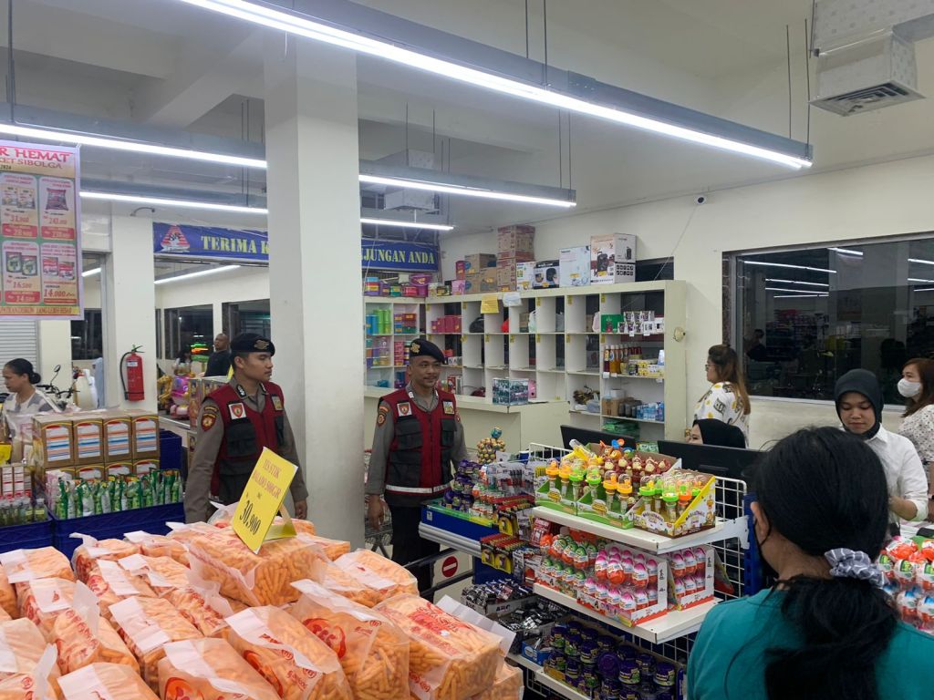 Cegah Tindak Pidana Ditempat Keramaian, Satuan Samapta Polres Sibolga Patroli Kota&nbsp;Presisi