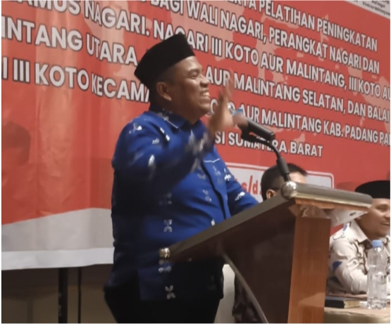 Bupati Suhatri Bur Berharap,Wali Nagari Harus Respon Terhadap Masalah yang Terjadi di Tengah-tengah&nbsp;Masyarakat.